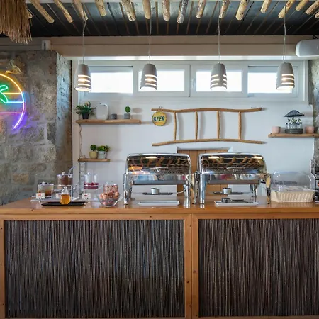 Alexandros Mykonos Κλουβάς