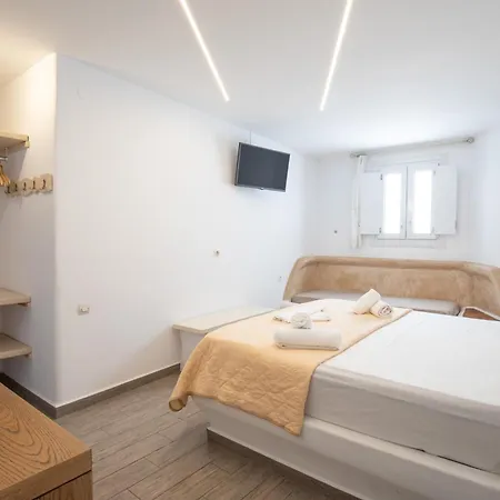 Alexandros Mykonos Aparthotel