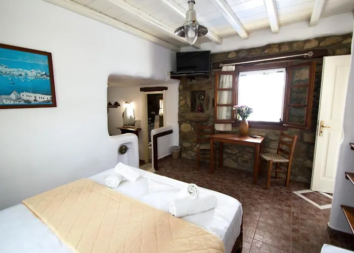 Alexandros Mykonos Klouvas