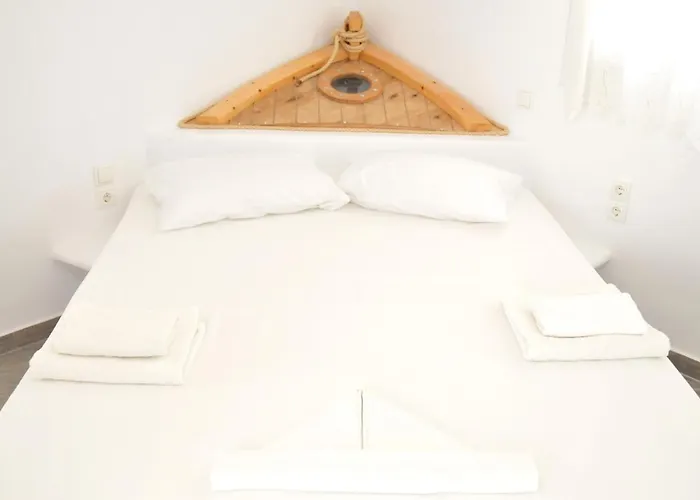 Апарт-отель Alexandros Mykonos Klouvas